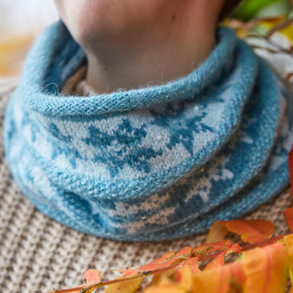 Snowflake Neck Cosy Knitting Kit