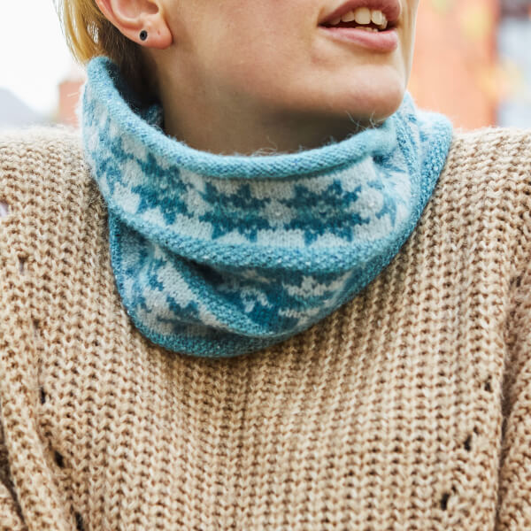 Snowflake Neck Cosy Knitting Kit