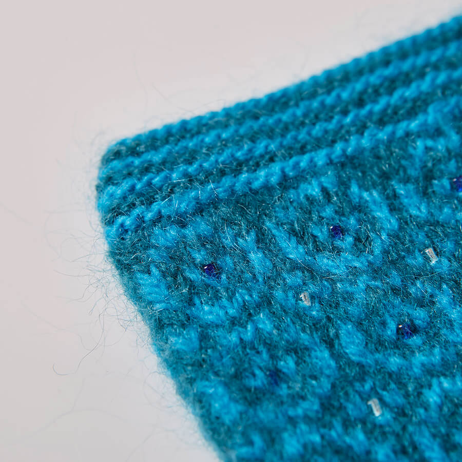 Lavish Purse Knitting Kit (Blue/Green)