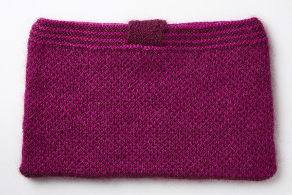 Lavish Purse Knitting Kit (Pink/Purple)