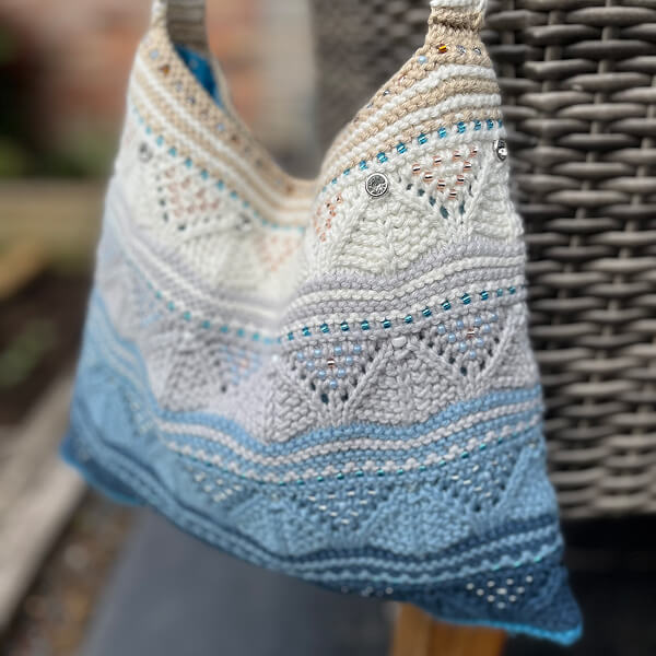 Stroll Along The Seashore Bag Knitting Kit