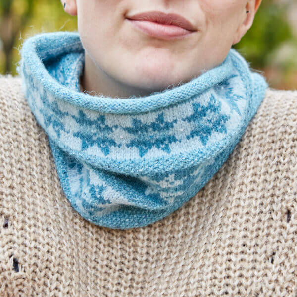 Snowflake Neck Cosy Knitting Kit