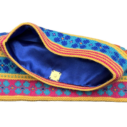 Flora Case Knitting Kit