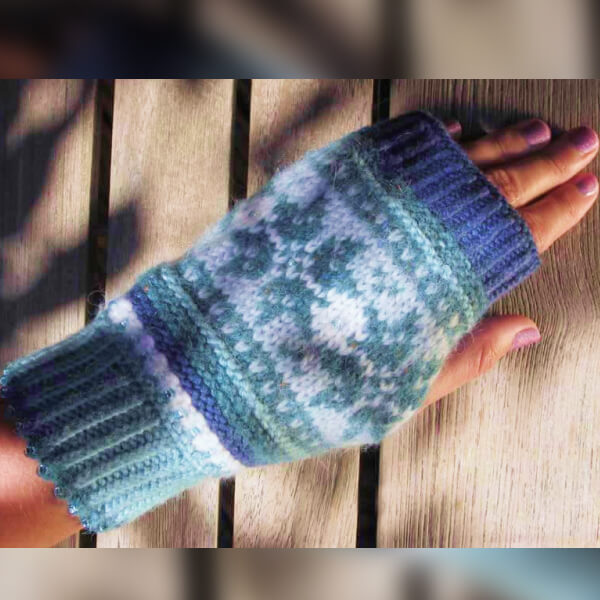 Let It Snow Mitts Knitting Kit