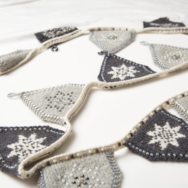 Star of Wonder Bunting Knitting Kit